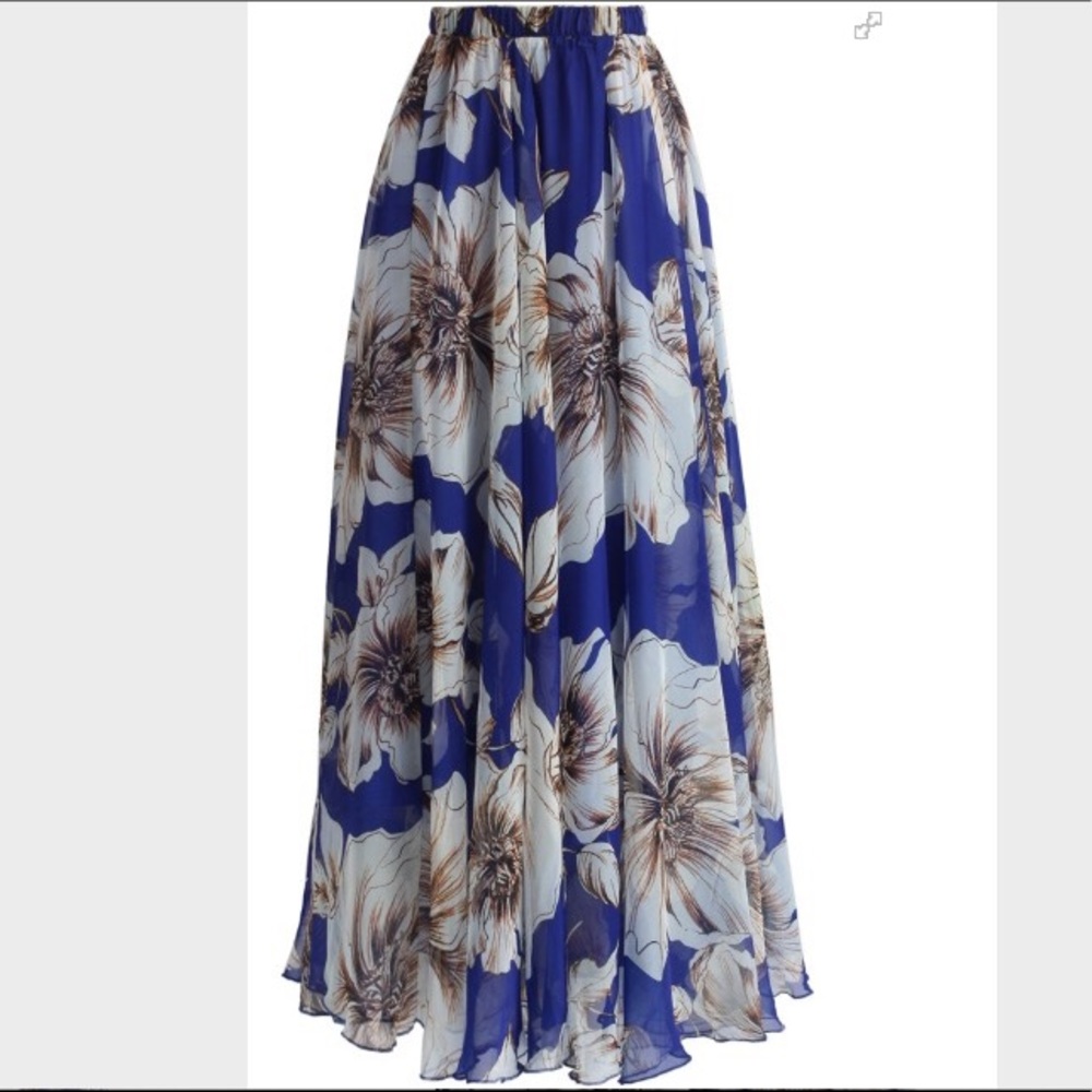 *moving sale* Chicwish marvel floral maxi skirt